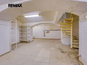 Pronájem obchodního prostoru, Plzeň, Bedřicha Smetany, 312 m2