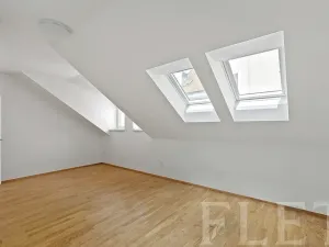 Pronájem bytu 1+kk, Praha - Nusle, Slavojova, 34 m2