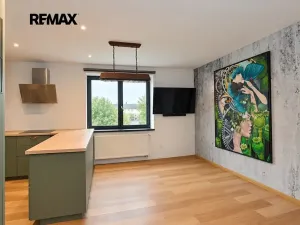 Prodej obchodního prostoru, Beroun, Třída Míru, 456 m2