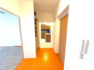 Pronájem bytu 3+kk, Milovice, Slepá, 67 m2