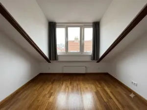 Prodej bytu 3+kk, Praha - Vyšehrad, Neklanova, 53 m2