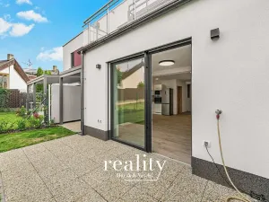 Pronájem bytu 2+kk, Jihlava, Na Nivách, 58 m2