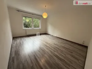 Pronájem bytu 2+1, Plzeň, Úslavská, 58 m2