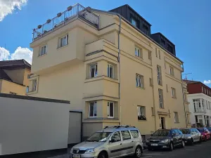 Pronájem bytu 2+kk, Praha - Řepy, Čistovická, 37 m2