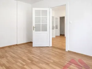 Pronájem bytu 2+kk, Praha - Řepy, Čistovická, 37 m2