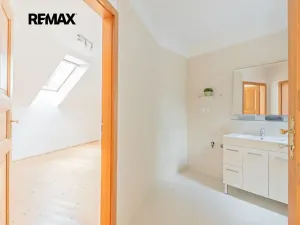Prodej rodinného domu, Senec, 165 m2