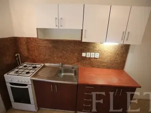 Pronájem bytu 1+1, Praha - Žižkov, Chelčického, 50 m2
