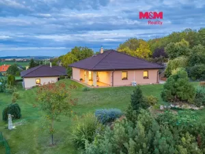 Prodej rodinného domu, Cvrčovice, Školní, 178 m2