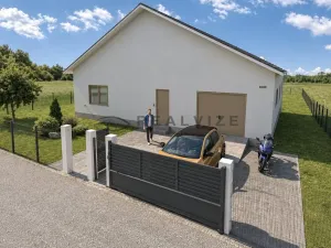 Prodej rodinného domu, Slavče, 156 m2