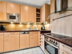 Pronájem bytu 3+1, Praha, Na hřebenech I, 112 m2
