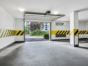 Pronájem bytu 3+1, Praha, Na hřebenech I, 112 m2