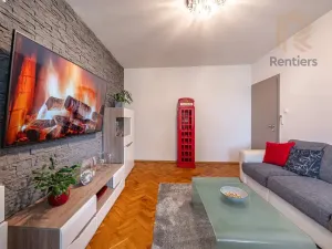 Prodej bytu 4+1, Mariánské Lázně, Na Třešňovce, 80 m2