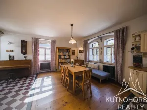Prodej rodinného domu, Velenka, 414 m2
