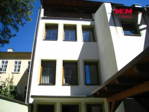 Prodej obchodního prostoru, Frenštát pod Radhoštěm, nám. Míru, 900 m2
