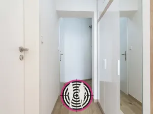 Pronájem bytu 1+kk, Praha - Hostivař, Hornoměcholupská, 22 m2