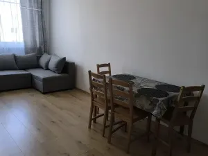 Prodej bytu 2+kk, Praha - Troja, Hnězdenská, 46 m2