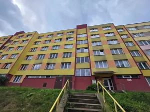 Prodej podílu bytu 3+1, Český Krumlov, Sídliště Plešivec, 75 m2