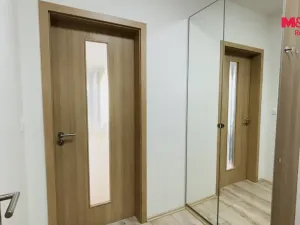 Pronájem bytu 1+kk, Praha, Počernická, 42 m2