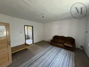 Prodej chalupy, Lišov, 460 m2