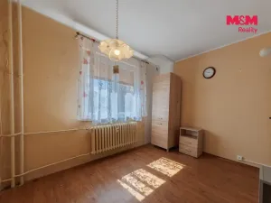 Prodej bytu 2+1, Kynšperk nad Ohří, náměstí SNP, 46 m2