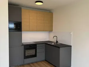 Pronájem bytu 2+kk, Praha - Černý Most, Arnošta Valenty, 34 m2