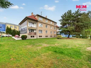 Prodej bytu 3+1, Třeboň - Třeboň II, Souběžná, 64 m2