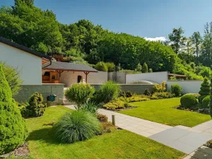 Pronájem rodinného domu, Benátky, 241 m2