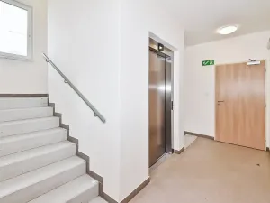 Prodej bytu 1+kk, Kladno, Jaroslava Holečka, 36 m2