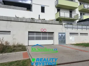 Pronájem garážového stání, Brno, Křepelčí, 15 m2