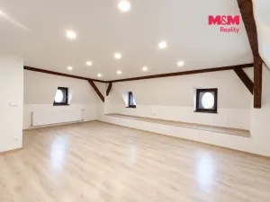 Pronájem bytu 3+kk, Šternberk, náměstí Svobody, 75 m2