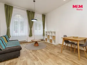 Pronájem bytu 2+kk, Karlovy Vary, Moskevská, 49 m2