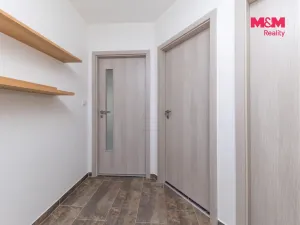 Prodej bytu 3+1, Břeclav, Kpt. Jaroše, 93 m2