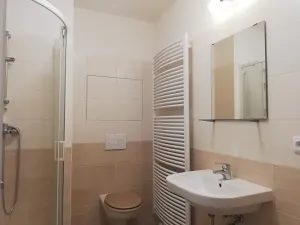 Pronájem bytu 1+kk, Praha - Vršovice, Karpatská, 32 m2