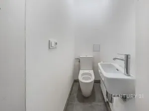 Pronájem kanceláře, Praha - Nusle, Sezimova, 50 m2