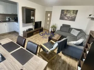 Prodej bytu 3+1, Strážovice, 64 m2