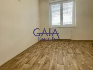 Prodej bytu 3+1, Strážovice, 64 m2