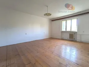 Prodej vícegeneračního domu, Luká, 283 m2