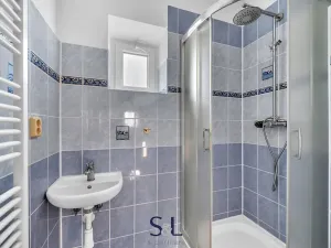 Prodej rodinného domu, Doksy, náměstí Republiky, 470 m2