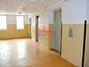 Prodej bytu 1+kk, Praha - Háje, Hlavatého, 27 m2