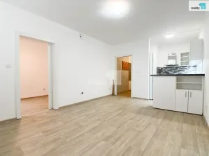 Pronájem bytu 2+kk, Hulín, Družba, 38 m2