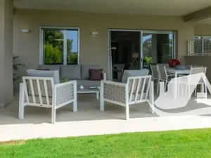 Prodej bytu 3+kk, Estepona, Španělsko, 75 m2