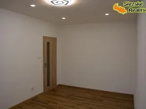 Pronájem bytu 2+1, Ostrava, Žilinská, 62 m2