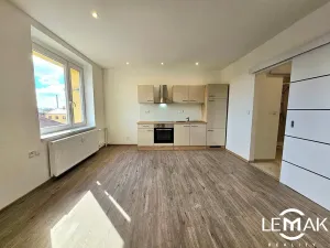 Prodej bytu 2+kk, Olomouc, Kanadská, 36 m2