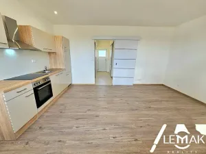 Prodej bytu 2+kk, Olomouc, Kanadská, 36 m2