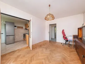 Prodej bytu 3+1, Pardubice, Bělehradská, 76 m2