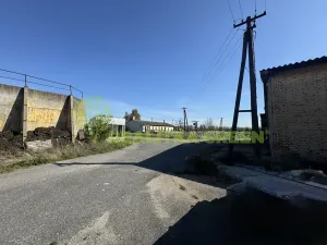 Prodej komerční nemovitosti, Holešov, 27330 m2