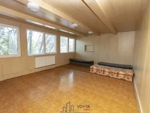 Prodej komerční nemovitosti, Obrnice, 600 m2