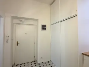 Pronájem bytu 2+kk, Praha - Žižkov, Baranova, 58 m2