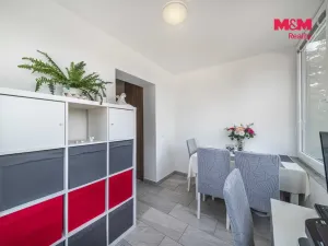 Prodej bytu 4+kk, Lochovice, 64 m2