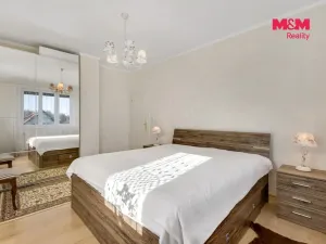 Prodej rodinného domu, Svárov, Ptická, 210 m2